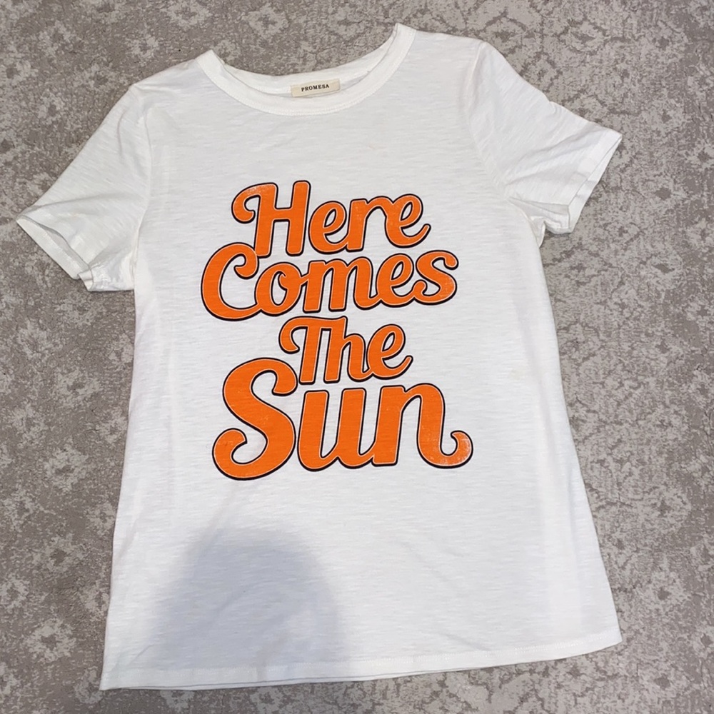 Here Comes the Sun graphic tee